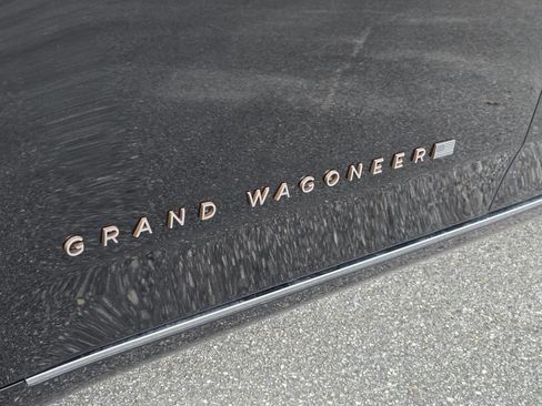 Used 2024 Jeep Grand Wagoneer Series III w/ Flexible Seating Group AWD/4WD image 55