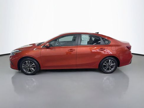 Used 2023 Kia Forte LXS w/ LXS Technology Package FWD image 6