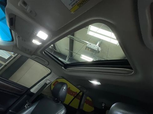 Used 2015 Subaru Outback 3.6R Limited image 13