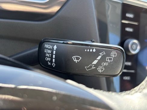 Used 2019 Volkswagen Tiguan SEL w/ 3rd Row Seat Package image 22