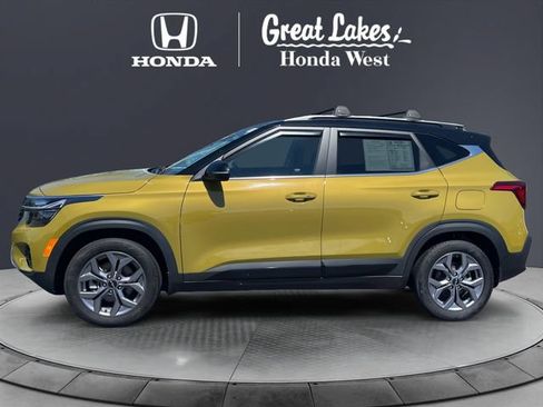Used 2024 Kia Seltos S AWD/4WD image 2