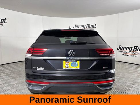 Used 2021 Volkswagen Atlas Cross Sport SE AWD/4WD image 7
