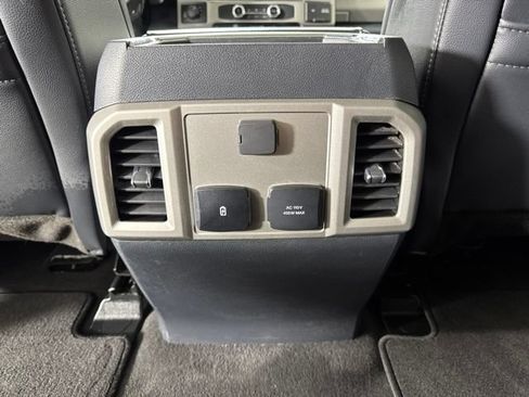 Certified 2022 Ford F250 Lariat w/ Lariat Value Package AWD/4WD image 13