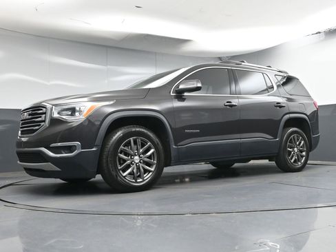 Used 2018 GMC Acadia SLT FWD image 23
