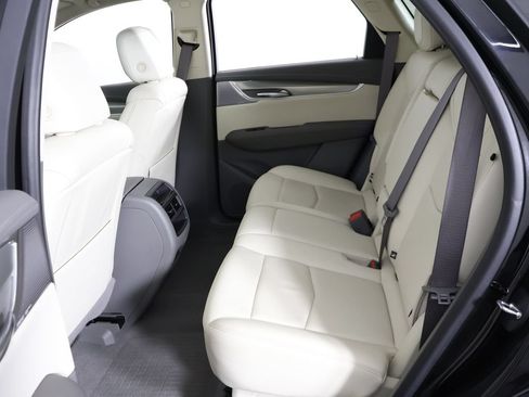 Used 2024 Cadillac XT5 Premium Luxury AWD/4WD image 39