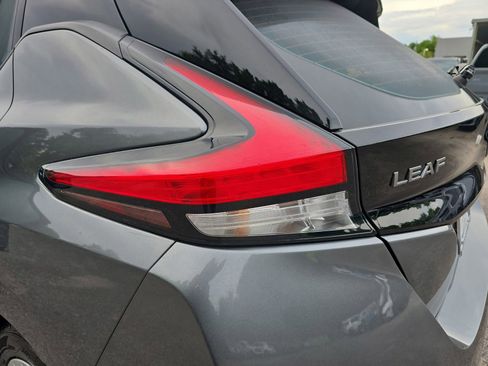 Used 2024 Nissan Leaf S FWD image 34