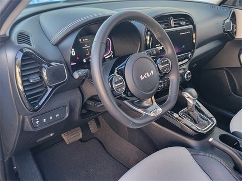 Used 2023 Kia Soul GT-Line image 9