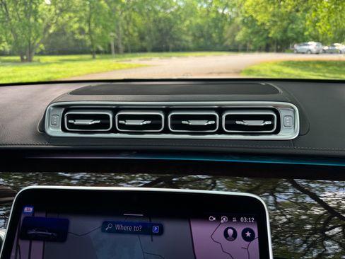 Used 2023 Mercedes-Benz S 580 4MATIC Sedan image 33