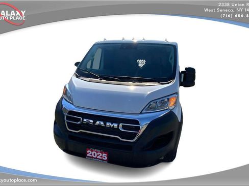 Used 2025 RAM ProMaster 2500 w/ U-Haul Equipment Group FWD image 2