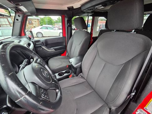 Used 2015 Jeep Wrangler Unlimited Sport w/ Quick Order Package 24S AWD/4WD image 13