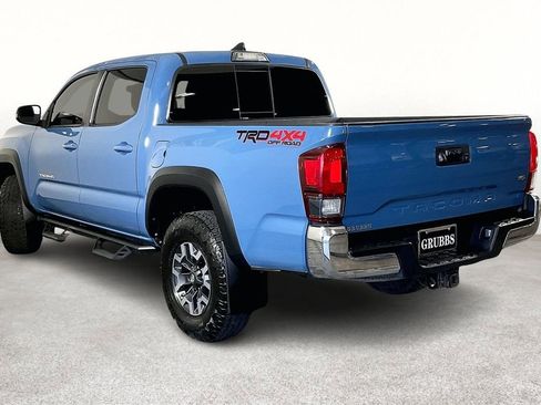 Used 2019 Toyota Tacoma SR image 17