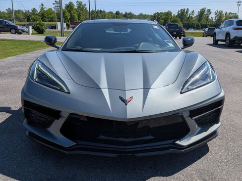 Used 2023 Chevrolet Corvette Stingray Coupe w/ 1LT RWD image 2