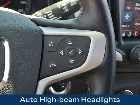 Used 2023 GMC Terrain SLT AWD/4WD image 8
