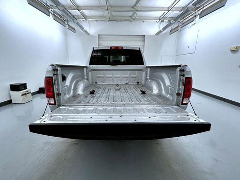 Used 2018 RAM 2500 SLT image 21