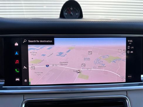 Used 2023 Porsche Panamera Platinum Edition image 32