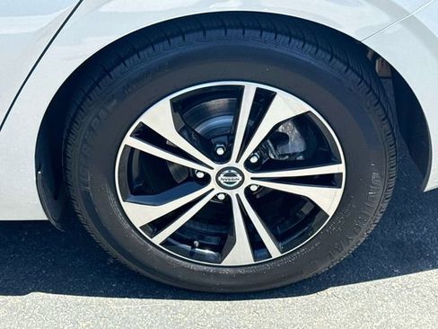 Certified 2023 Nissan Sentra SV FWD image 30