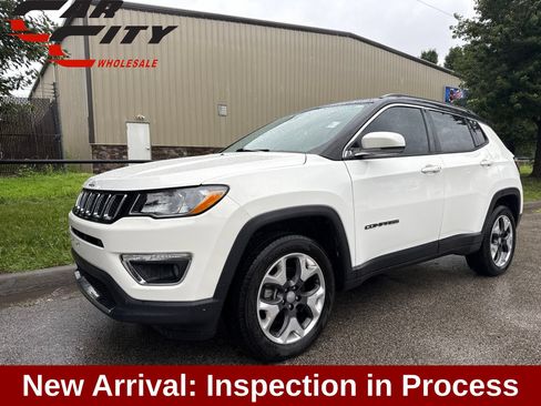 Used 2018 Jeep Compass Limited AWD/4WD image 1