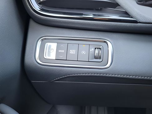 New 2026 Buick Enclave Sport Touring w/ Super Cruise Package image 32