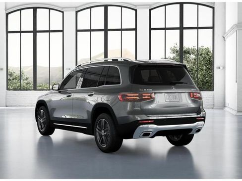 New 2026 Mercedes-Benz GLB 250 4MATIC image 28