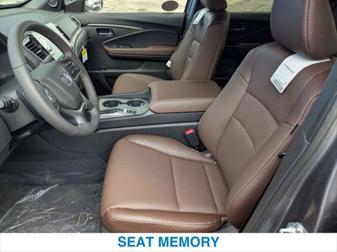 Certified 2025 Honda Ridgeline RTL image 20