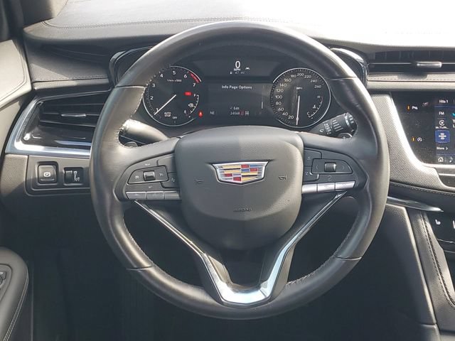 Used 2024 Cadillac XT6 Luxury AWD/4WD image 14