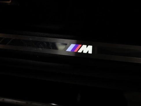 Used 2025 BMW X5 xDrive40i w/ M Sport Package AWD/4WD image 90