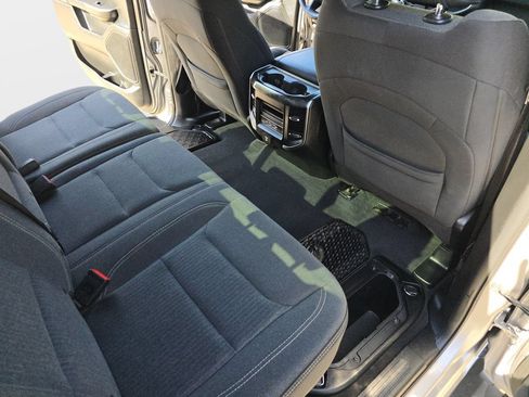 Used 2019 RAM 1500 Big Horn RWD image 13