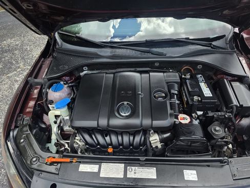 Used 2013 Volkswagen Passat 2.5 SEL Premium FWD image 18
