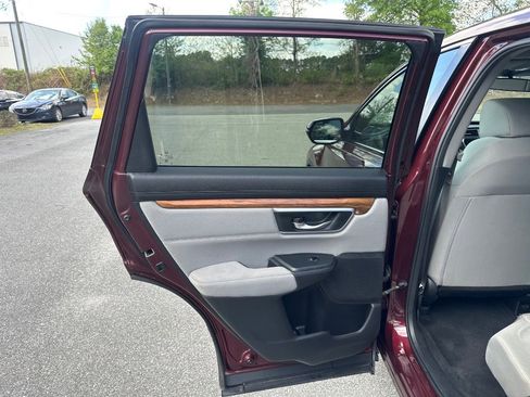 Used 2017 Honda CR-V EX image 15