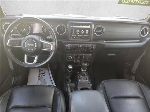 Used 2023 Jeep Wrangler Unlimited Sahara w/ Cold Weather Group AWD/4WD image 17
