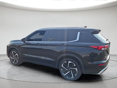 Used 2023 Mitsubishi Outlander SEL 40th Anniversary AWD/4WD image 11