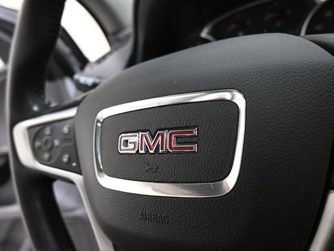 Used 2021 GMC Terrain SLT w/ LPO, Floor Liner Package image 32