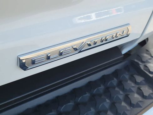 Used 2023 GMC Canyon Elevation w/ Trailering Package RWD image 5
