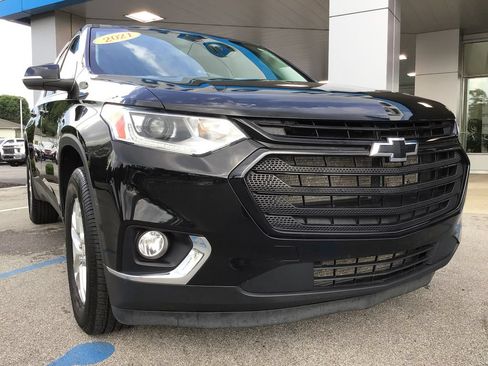 Used 2021 Chevrolet Traverse LT FWD image 46