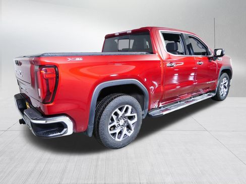 Used 2023 GMC Sierra 1500 SLT w/ SLT Premium Package AWD/4WD image 7