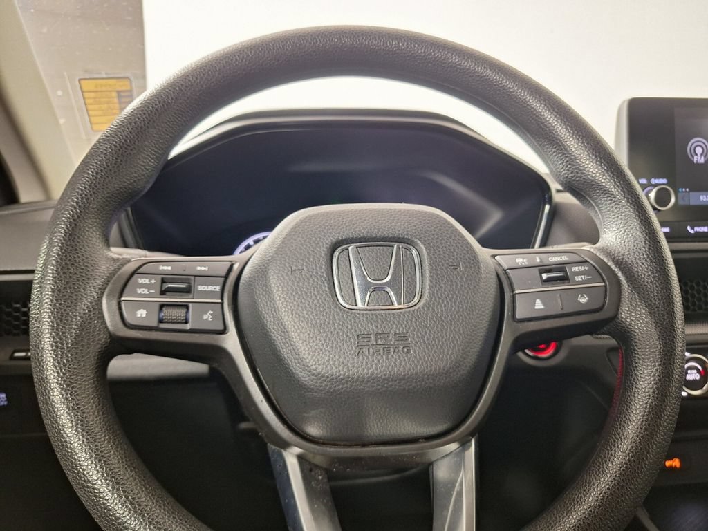 Used 2025 Honda CR-V LX image 17