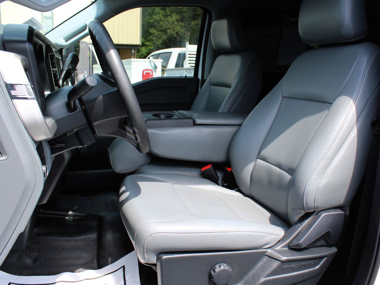 Used 2025 Ford F350 XL w/ XL Chrome Package AWD/4WD image 33
