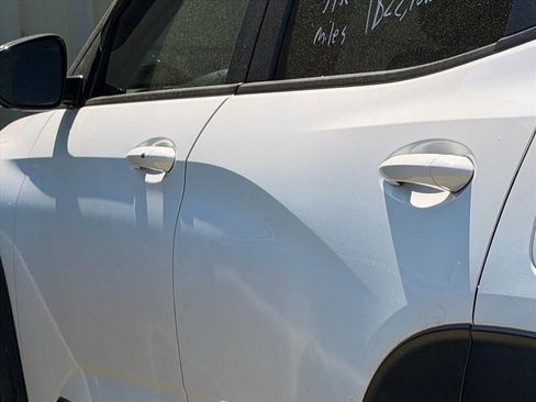 Used 2022 Chevrolet TrailBlazer RS AWD/4WD image 11