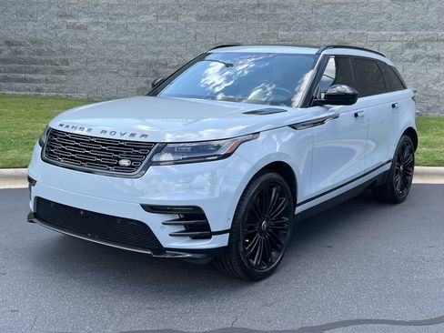 Certified 2026 Land Rover Range Rover Velar Dynamic SE AWD/4WD image 2