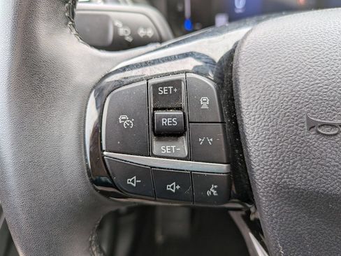 Used 2023 Ford Escape SE FWD image 26