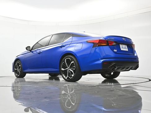 Certified 2025 Nissan Altima 2.5 SR FWD image 42