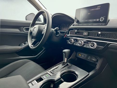 Used 2023 Honda Civic LX image 13