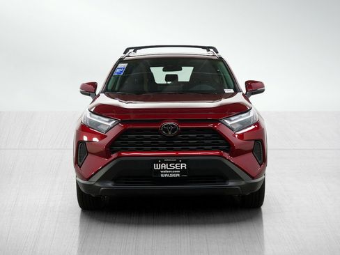 Used 2025 Toyota RAV4 XLE w/ Convenience Package image 8