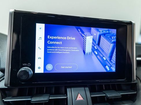 Used 2024 Toyota RAV4 LE AWD/4WD image 27