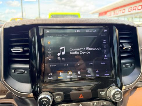 Used 2019 RAM 1500 Limited w/ Bed Utility Group AWD/4WD image 35