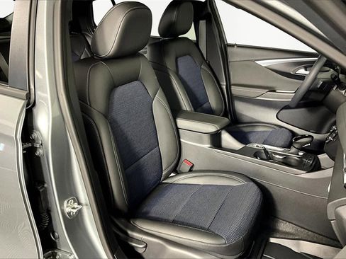 New 2026 Buick Envista Preferred w/ Advanced Safety Package image 12