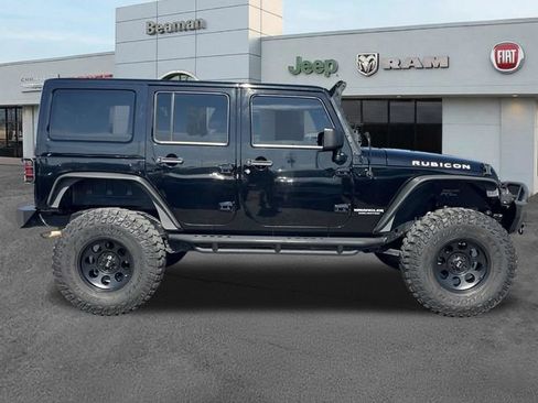 Used 2013 Jeep Wrangler Unlimited Rubicon w/ Connectivity Group AWD/4WD image 8
