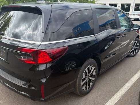 Used 2026 Honda Odyssey EX-L image 7