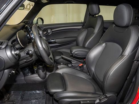 Used 2022 MINI Cooper S image 10