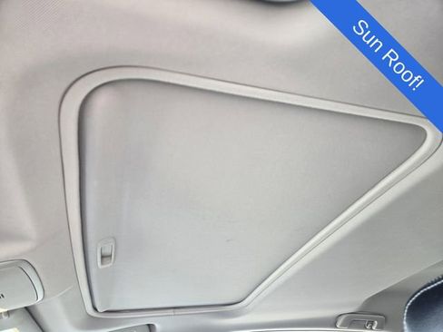 Used 2016 Toyota RAV4 Limited image 24